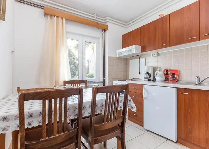 Apartament Jure